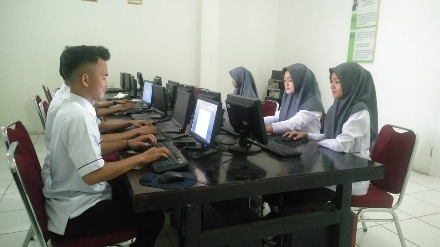 Foto Kegiatan STIKES Al-Su'aibah 11