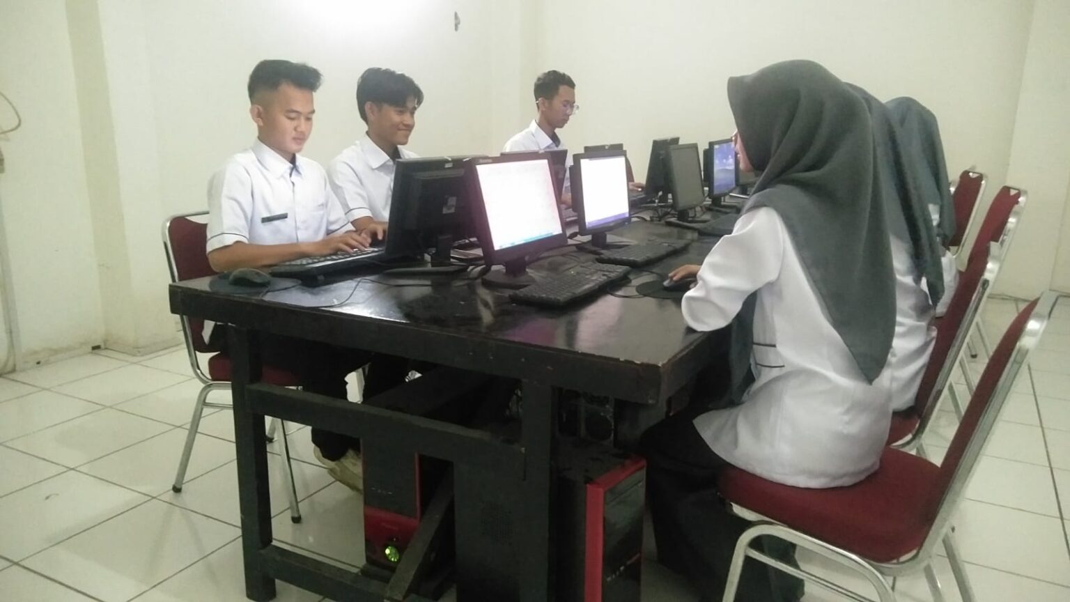 Foto Kegiatan STIKES Al-Su'aibah 12