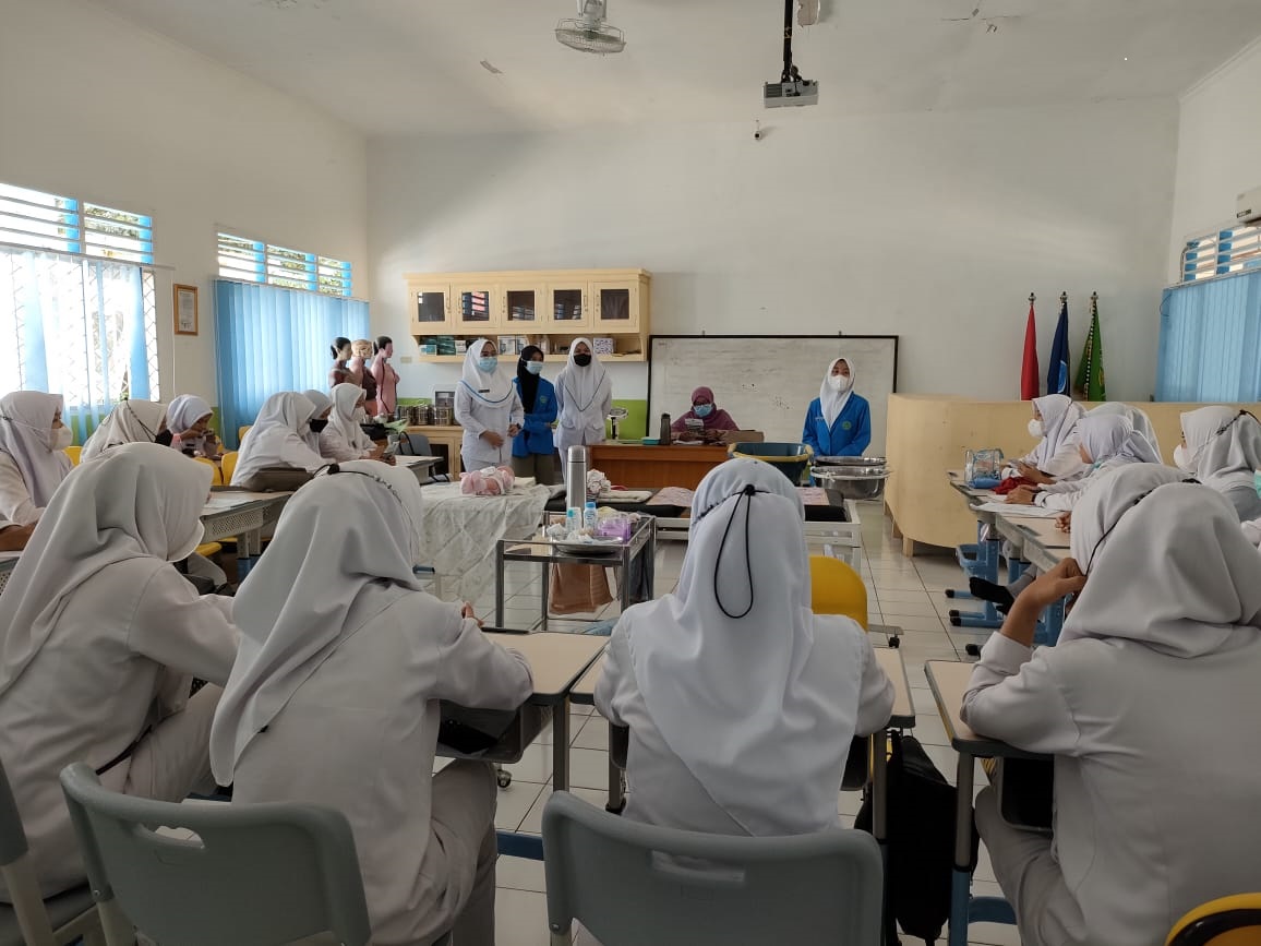 Foto Kegiatan STIKES Al-Su'aibah 15