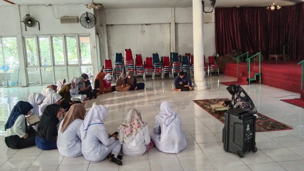 Foto Kegiatan STIKES Al-Su'aibah 4